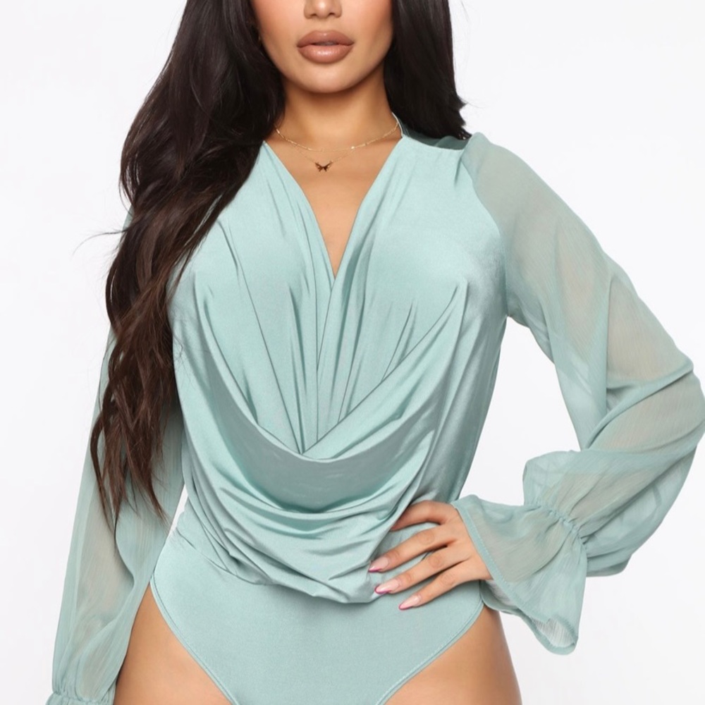 Fashion nova bodysuit